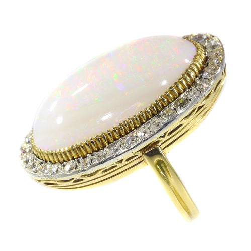 Bague 50 Bague victorienne - Opale 25 ct et diamants en or jaune 18K 58 Facettes 21098-0255