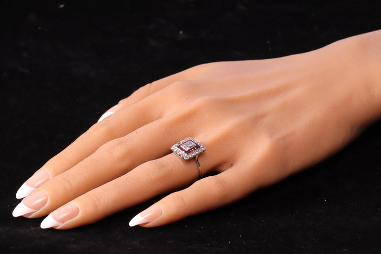 Bague 54 Bague Art déco - Bague en platine avec diamants et rubis 58 Facettes 23249-0100