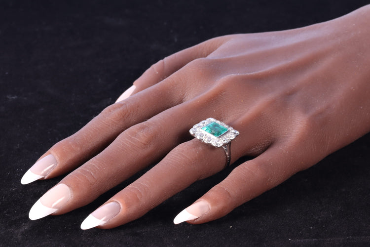 Bague 52 Art déco - Bague géométrique en platine, émeraude et diamants 58 Facettes 24110-0131