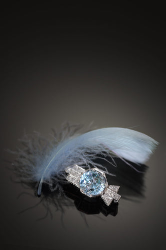 Broche Broche en platine des années 1950 avec zircon bleu – Géométrie raffinée du milieu du siècle 58 Facettes 25115-0286