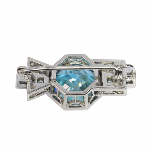 Broche Broche en platine des années 1950 avec zircon bleu – Géométrie raffinée du milieu du siècle 58 Facettes 25115-0286