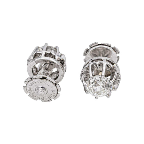 Boucles d'oreilles Boucles d'oreilles puces en or blanc et diamants 58 Facettes 4936104CN
