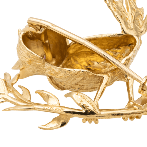 Broche Boucheron - Broche oiseau en or jaune et rubis 58 Facettes 3246212CN