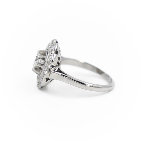 Bague 50 Bague marguerite rétro en platine 900 sertie de diamants 58 Facettes 2226833CN