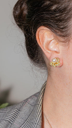 Boucles d'oreilles Boucles d’oreilles clips - Or jaune 18 carats, perles de culture et diamants 58 Facettes 4427011CN