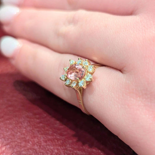 Bague 53 Bague marguerite en or jaune avec diamants et tourmaline rose 58 Facettes 30590
