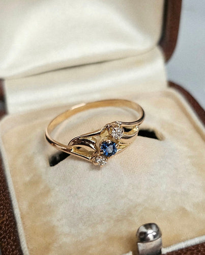 Bague 52 Bague saphir et diamants en or rose 18 carats 58 Facettes 470