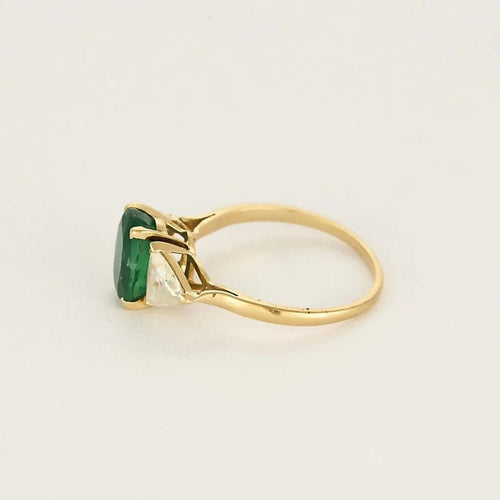 Bague 61 Bague solitaire en or jaune 18K avec émeraude et diamants trillion 58 Facettes LEN1849X3