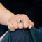 Bague 54 Bague en or jaune 18K - Saphirs et diamants 58 Facettes SMA0067