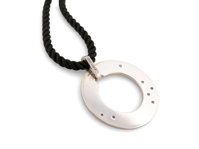 Collier collier DINH VAN pendentif cible or blanc 18k 6.3gr & diamants cordon baccarat 58 Facettes 272709