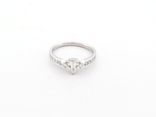 Bague 54 Guérin Joaillerie - Bague solitaire Diamant de Rosée en or blanc 18k 58 Facettes 266000