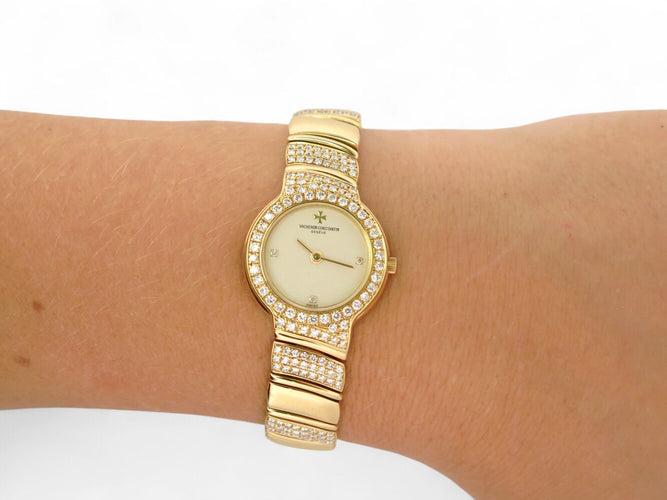 Montre Vacheron Constantin Malte Ivy - Montre femme en or jaune 18k et diamants 58 Facettes 270028