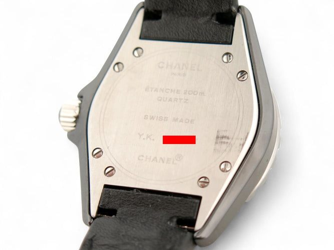 Montre Chanel - Montre J12 H5695 quartz 33 mm en céramique 58 Facettes 270890