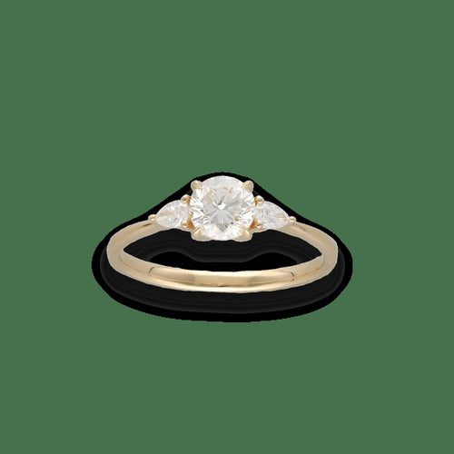 Bague Solitaire Diamants – Or Jaune 18k – Diamant Central 0,62 ct H-VVS1 – Epaulé de  0,15 ct G-VS 58 Facettes FB11093 / FB11201