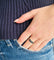 Bague 54 Bague vintage en or jaune 14k sertie de saphirs bleus 58 Facettes 2602001
