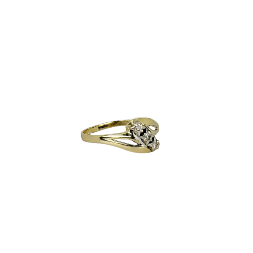 Bague 57 Bague vintage en or jaune 14 carats et 3 diamants 58 Facettes 2512014