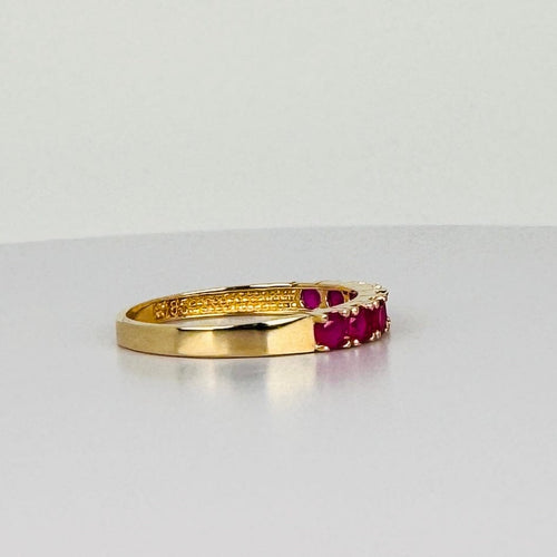 Bague 54 Bague vintage en or jaune 14 carats et rubis 58 Facettes 2601099