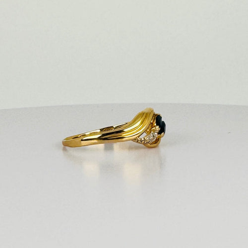 Bague 53 Bague vintage en or jaune 18k avec saphirs marquise et diamants 58 Facettes 2601005