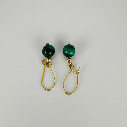 Boucles d'oreilles Boucles d'oreilles vintage en or jaune et malachite verte 58 Facettes 2505019