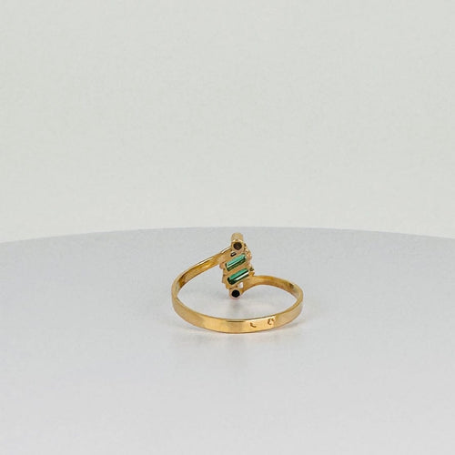 Bague 54 Bague vintage en or jaune 18 carats avec tourmalines vertes et diamants 58 Facettes 2508012