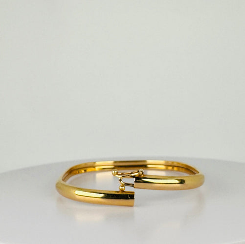 Bracelet Bracelet jonc carré vintage en or jaune 14 carats 58 Facettes 2508004