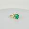 Bague 54 Bague vintage en or jaune 14 carats avec diamant et émeraudes 58 Facettes 2508023