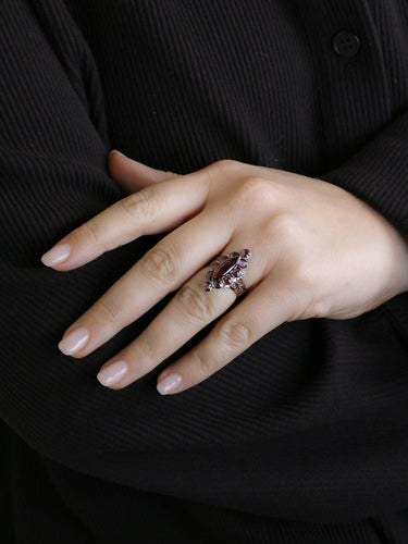 Bague 54 Bague marquise ancienne en or rose 18 carats et grenats 58 Facettes 1CA000/2