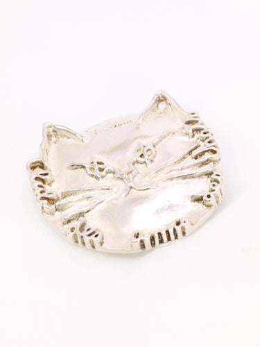 Broche JEAN COCTEAU Broche "Club des Amis des Chats" métal argenté 58 Facettes 1CA0000048/1