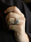 Bague 53.5 Bague fleur vintage en or blanc et rose 18 carats, diamants 58 Facettes 1211.9