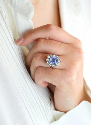 Bague 50 Bague marguerite vintage en or blanc 18 carats, saphir et diamants 58 Facettes 1CANNES