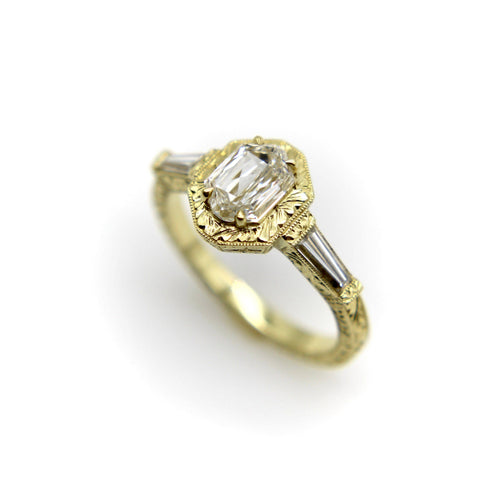 Bague Bague hexagonale en or jaune 18k avec diamants 58 Facettes