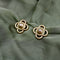 Boucles d'oreilles Elizabeth Locke - Boucles d’oreilles trèfle en or 18k et diamants 58 Facettes
