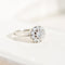 Bague 52 Bague entourage en or blanc 14K avec 11 diamants (0,70 ct) 58 Facettes 3230-10