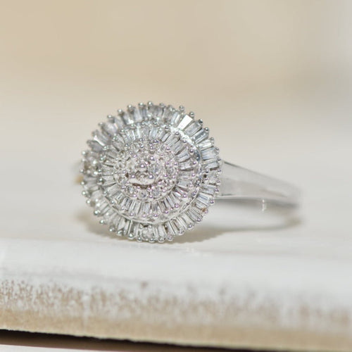 Bague 60 Bague en or blanc 14 carats avec 85 diamants (1,70 ct) 58 Facettes 3230-2