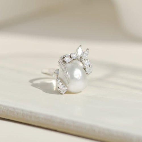 Bague 54 Bague en or blanc 14 carats avec perle des mers du Sud et diamants 58 Facettes 3229-16