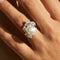 Bague 54 Bague en or blanc 14 carats avec perle des mers du Sud et diamants 58 Facettes 3229-16