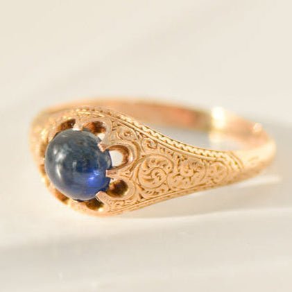 Bague 55.5 Bague antique en or jaune 14K avec saphir cabochon 58 Facettes 3229-8