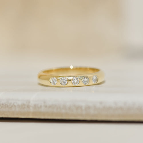 Bague 57 Bague en or jaune 14K avec 5 diamants taille brillant 0,35 ct 58 Facettes 3230-5