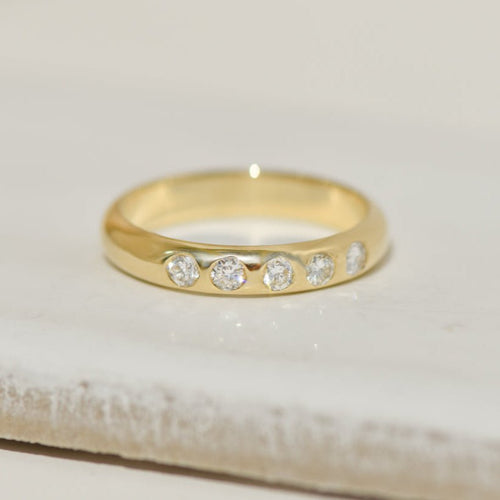 Bague 57 Bague en or jaune 14K avec 5 diamants taille brillant 0,35 ct 58 Facettes 3230-5