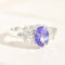 Bague 57 Bague entourage - Bague en or blanc 18 carats avec tanzanite et diamants 58 Facettes 3230-3