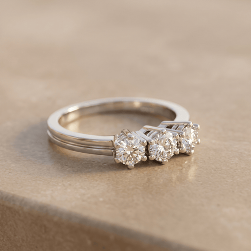 Bague 55 Triologie - Bague en or blanc 14K avec 3 diamants 58 Facettes 3229-23