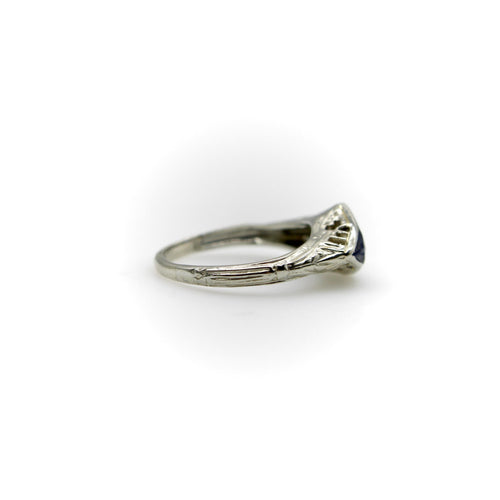 Bague Art déco - Bague en or blanc 14 carats, diamant et saphirs 58 Facettes A20048