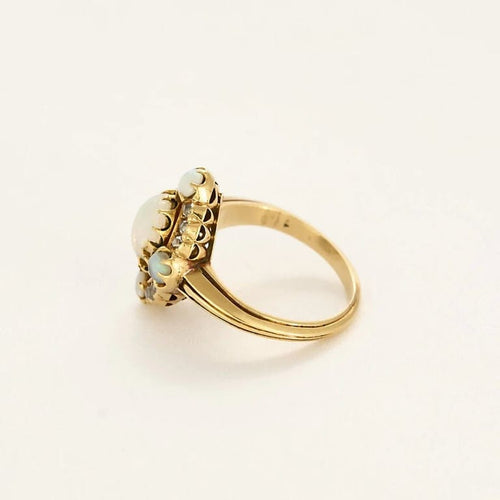 Bague 49 Bague début XXe siècle en or jaune 18K, opales et diamants 58 Facettes PRG1880
