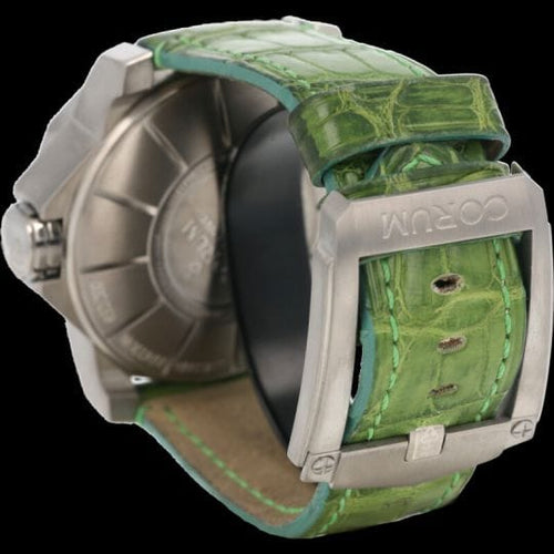 Montre Corum Admiral’s Cup Seafender Deep Hull - Montre homme en titane 58 Facettes MT44327