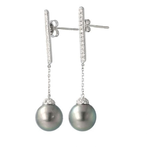 Boucles d'oreilles Boucles d'oreilles en or blanc 18K avec perles et diamants 58 Facettes 3922