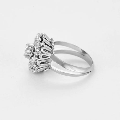 Bague 53 Bague en or blanc et diamants 58 Facettes B250436