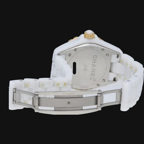 Montre Chanel J12 - Montre 38 mm en céramique avec cadran diamants 58 Facettes MT44652