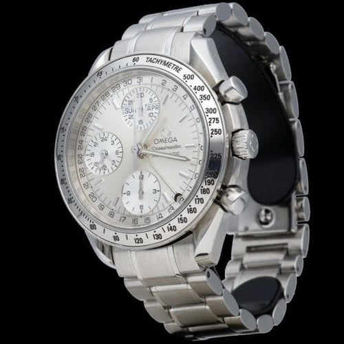 Montre Omega Speedmaster - Montre chronographe Day-Date en acier 58 Facettes MT44220