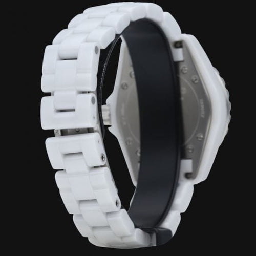 Montre Chanel J12 - Montre femme 33 mm en céramique blanche 58 Facettes MT44655