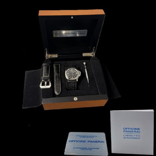 Montre Panerai Luminor Base 8 Days - Montre homme en acier 44 mm 58 Facettes MT41977